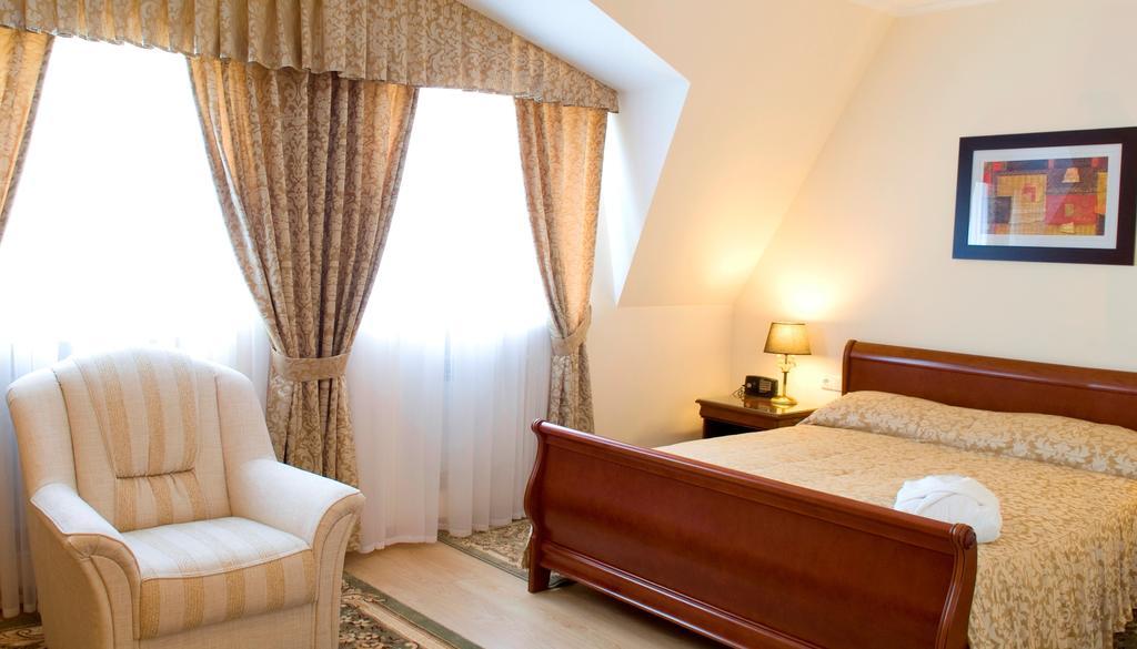 Evropeyskiy クレメンチューク 部屋 写真